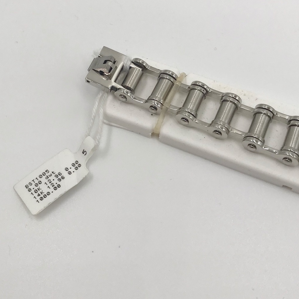 Men’s Silver Stainless Steel Bike Chain Bracelet - Picture 3 of 4